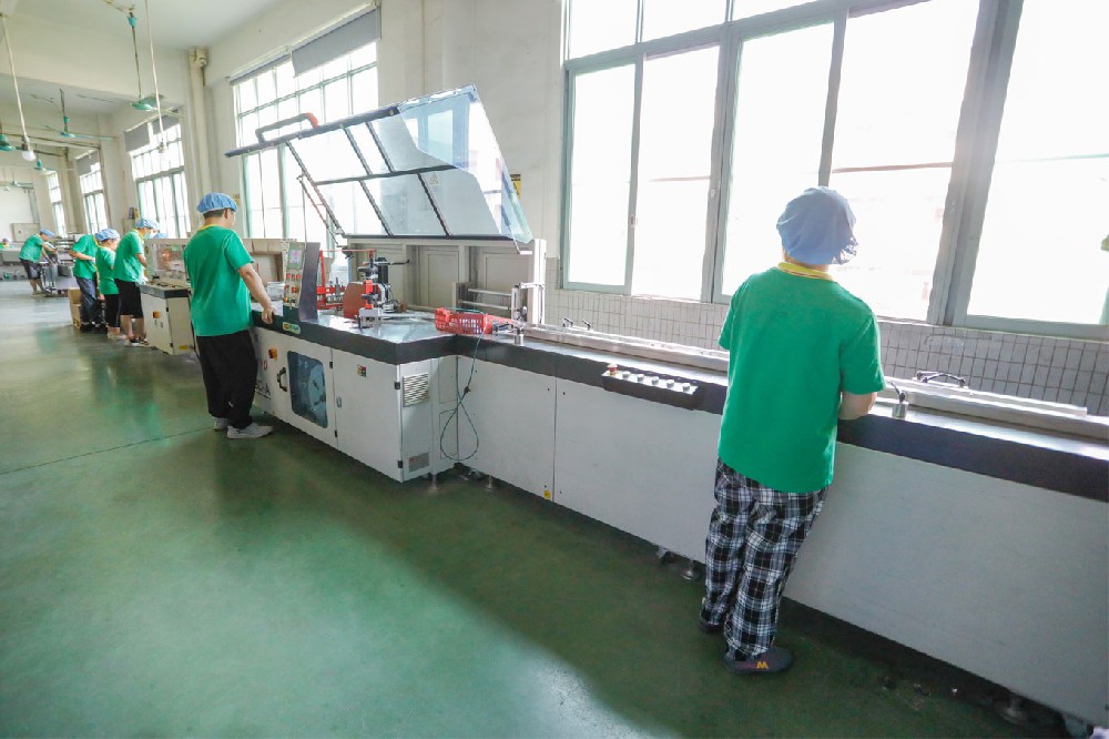 自動卡牌包膜收縮機(jī) 